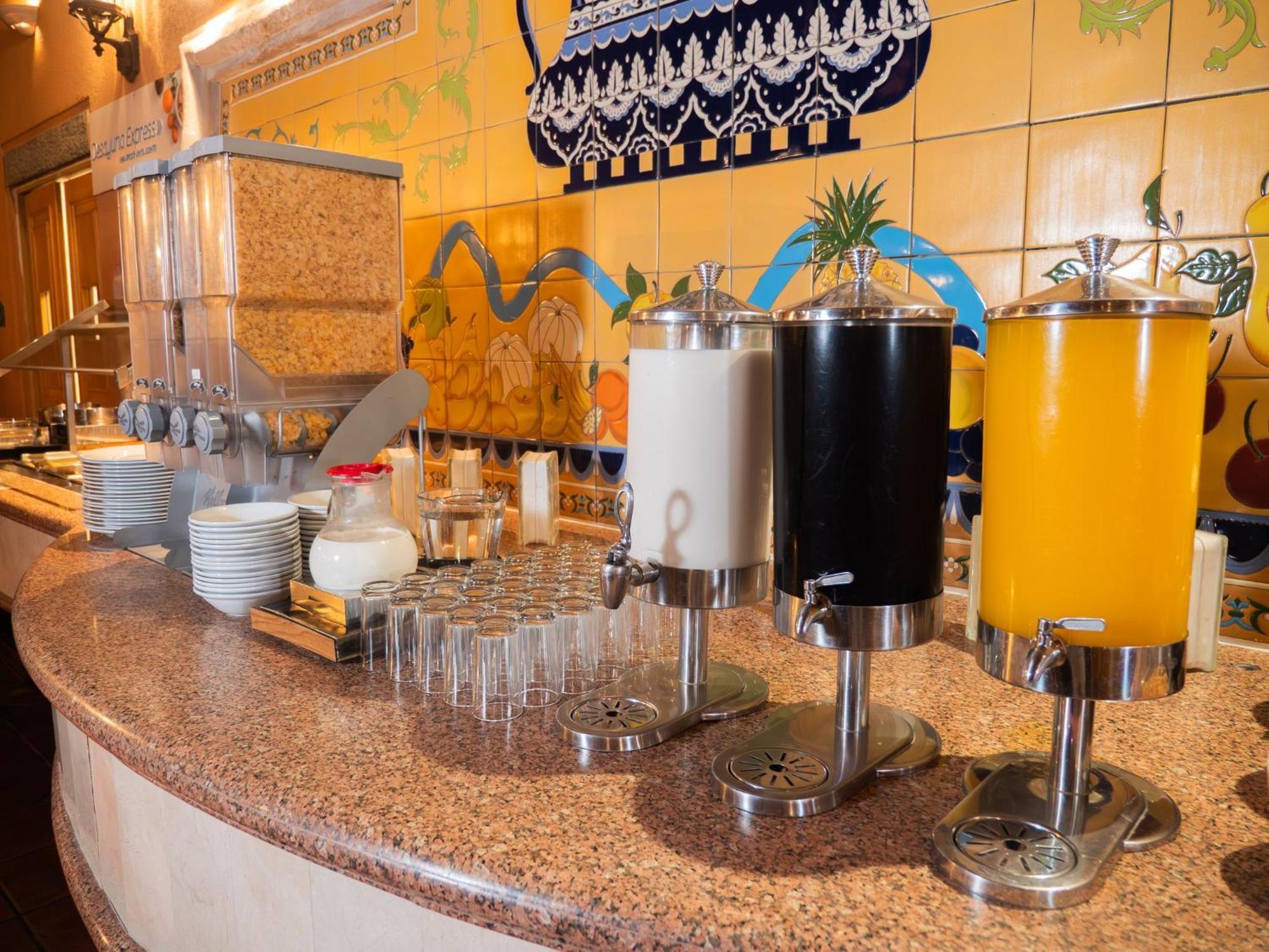 Holiday Inn Express Silao-Aeropuerto Bajio By Ihg Zewnętrze zdjęcie