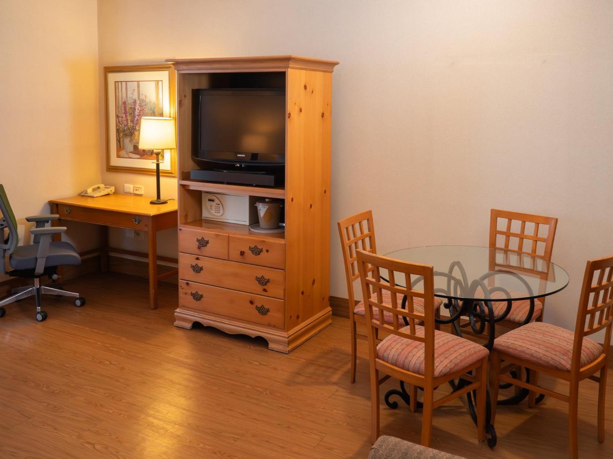 Holiday Inn Express Silao-Aeropuerto Bajio By Ihg Zewnętrze zdjęcie