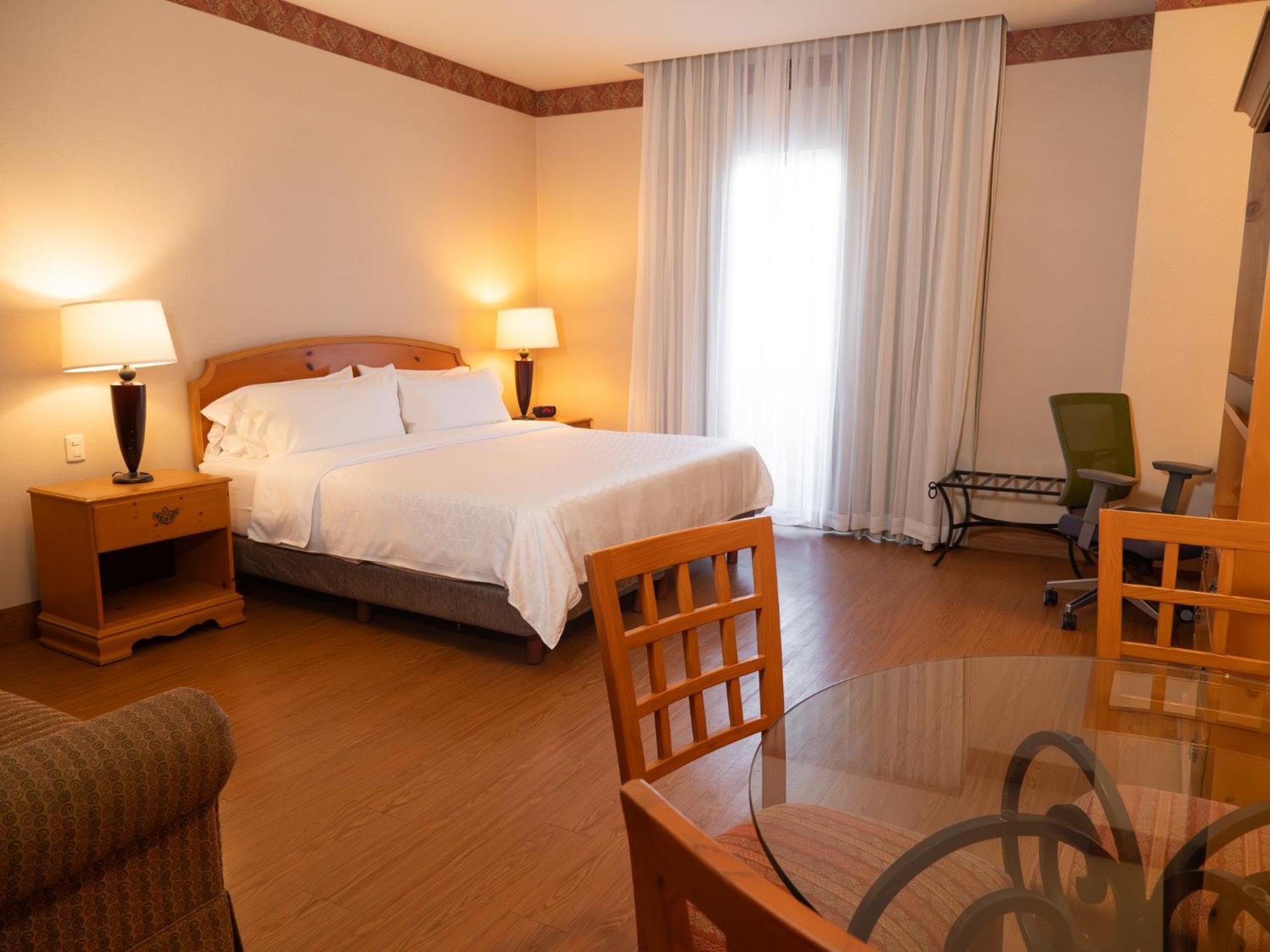 Holiday Inn Express Silao-Aeropuerto Bajio By Ihg Zewnętrze zdjęcie