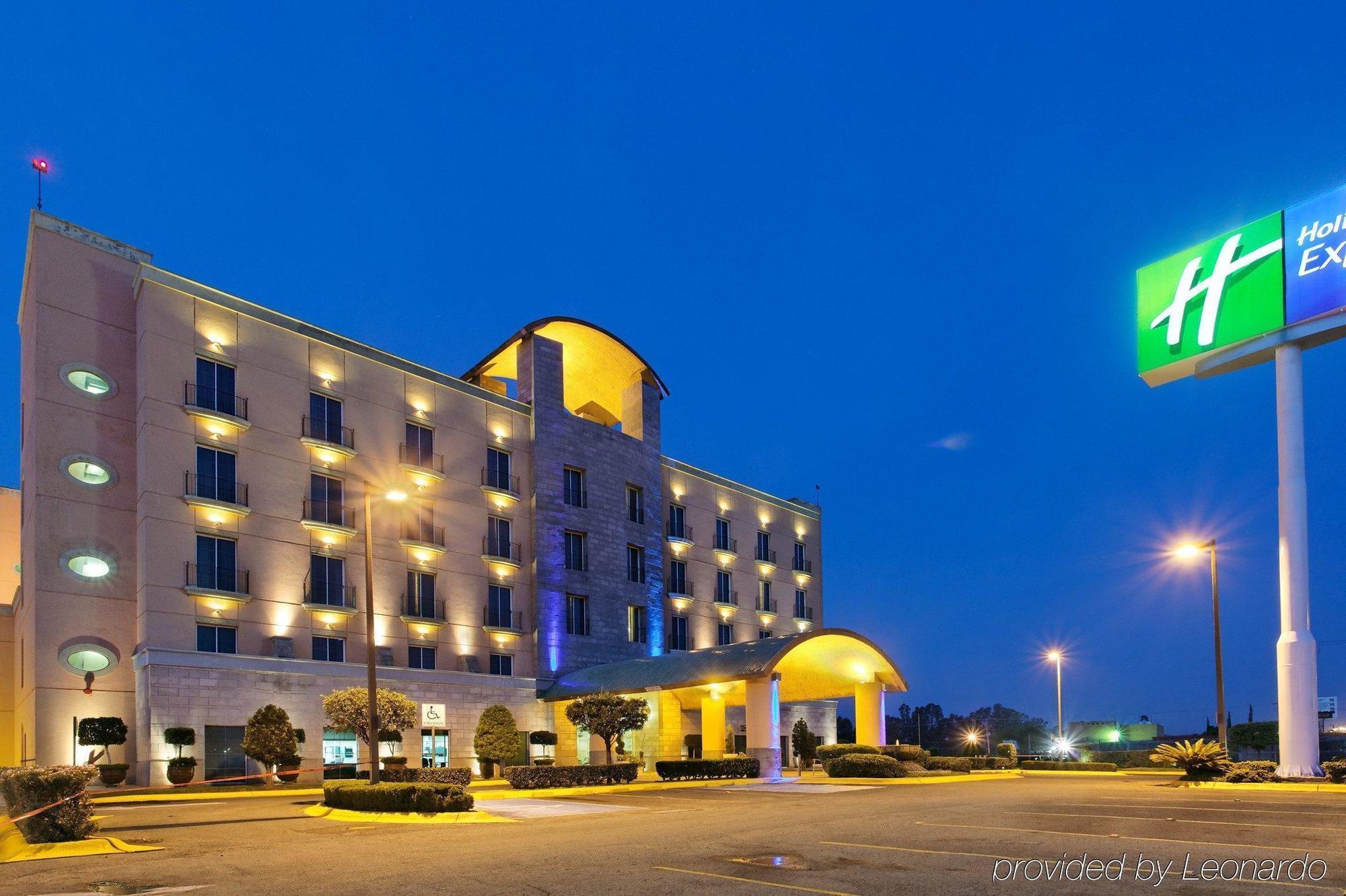 Holiday Inn Express Silao-Aeropuerto Bajio By Ihg Zewnętrze zdjęcie